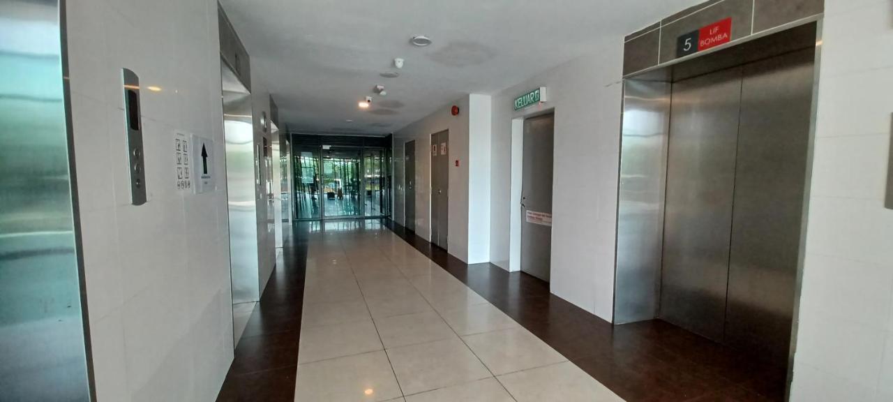 Homestay Arc Austin Hills Jb 4-5Pax Johor Bahru Exterior foto